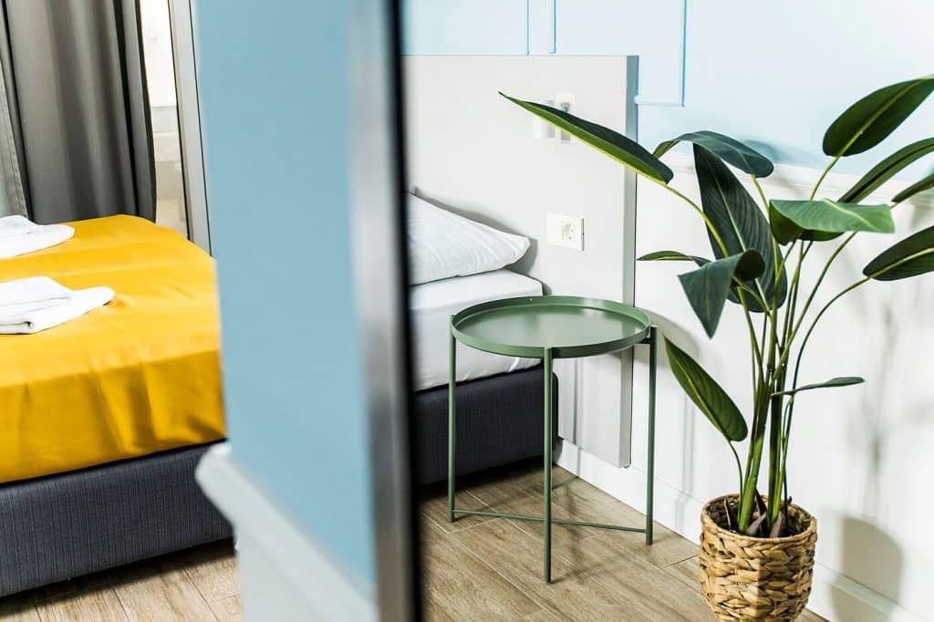 economy-triple-room-hotel-plaza-4