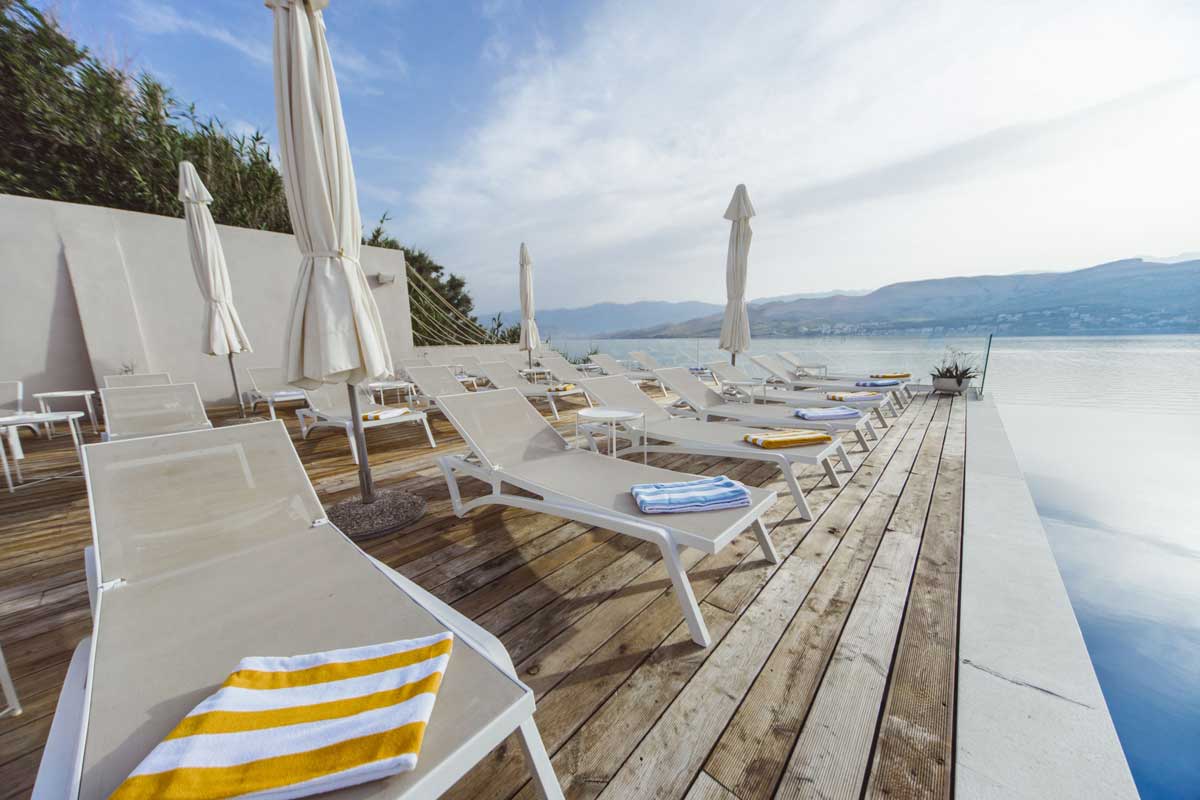 hotel-plaza-bazen-3