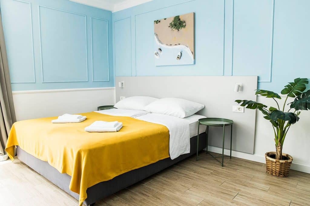 standard-triple-room-hotel-plaza-2